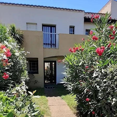 Apartment Cap D'agde Appart. 4/6 Pers. Avec Jardin, Piscine. Agde